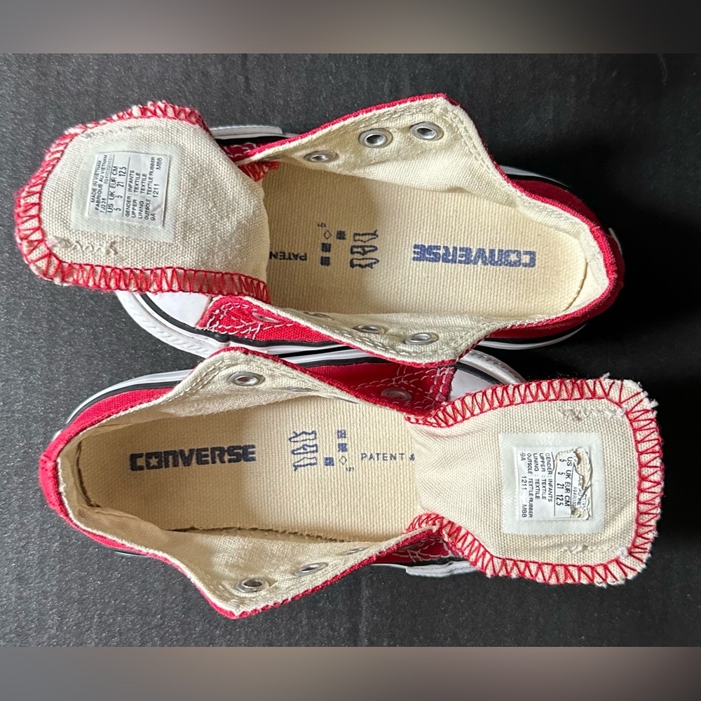 Converse All Star Red & White Size 5.
Kids / Toddler / Baby - Picture 6 of 14